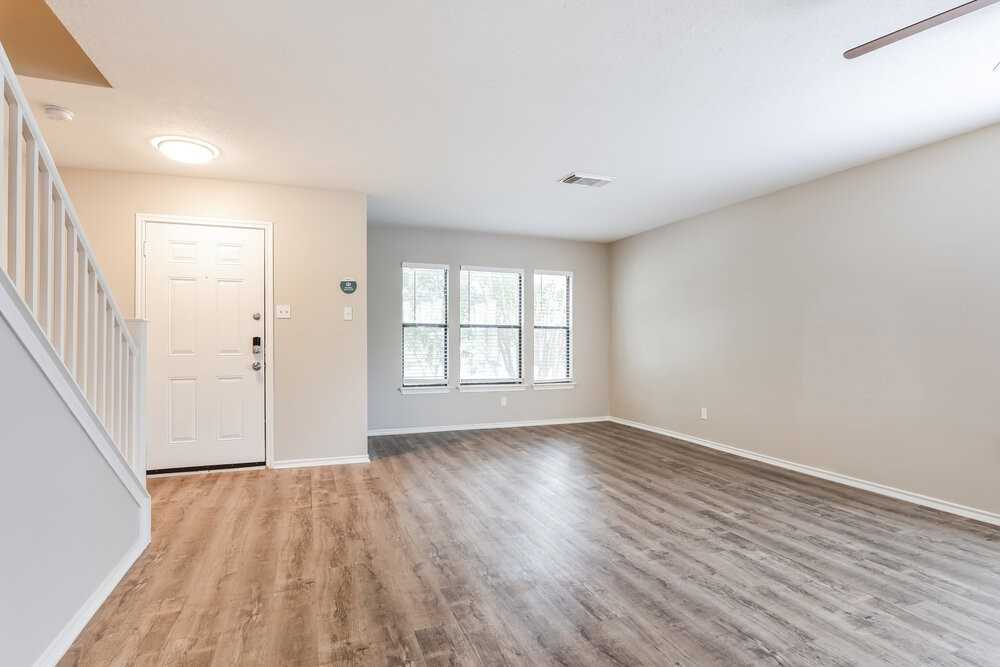 8138 Cherry Glade - Photo 5 of 17