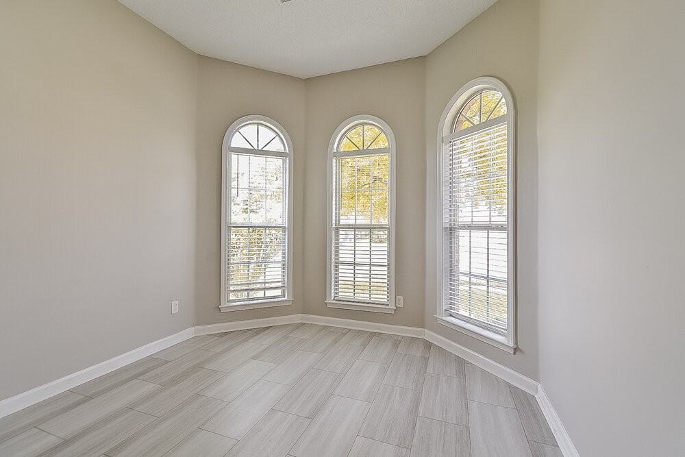 9157 Acadia Pl - Photo 5 of 16