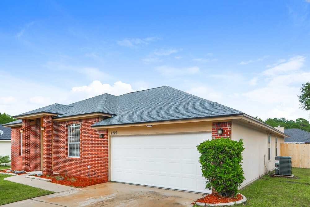 2222 Thomas Lynch Ct - Photo 3 of 16