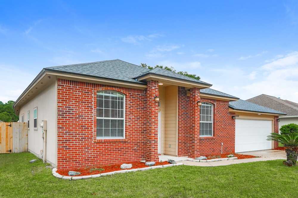 2222 Thomas Lynch Ct - Photo 4 of 16