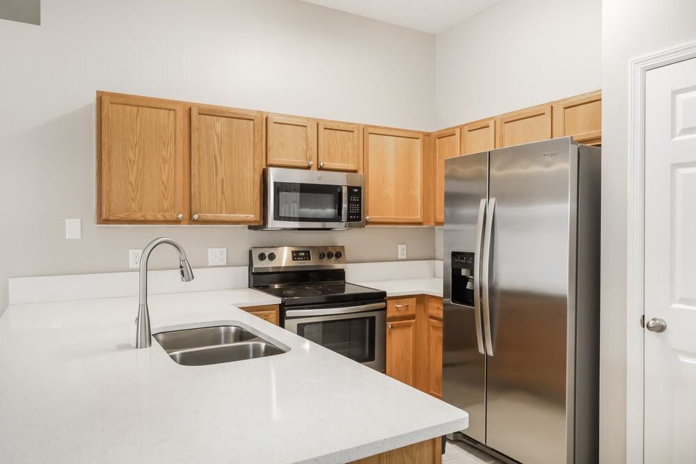 2222 Thomas Lynch Ct - Photo 6 of 16