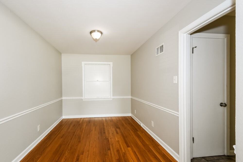 1249 Waldorf Dr - Photo 6 of 16