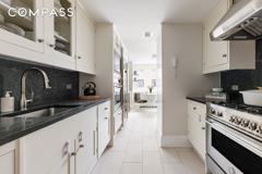 530 Park Ave #14D - Photo 3 of 4