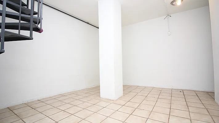 1670 Gates Avenue #102 - Photo 5 of 6