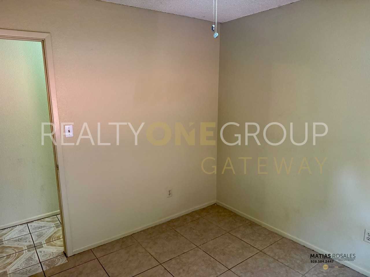 1152 E Kennedy Ln - Photo 6 of 15