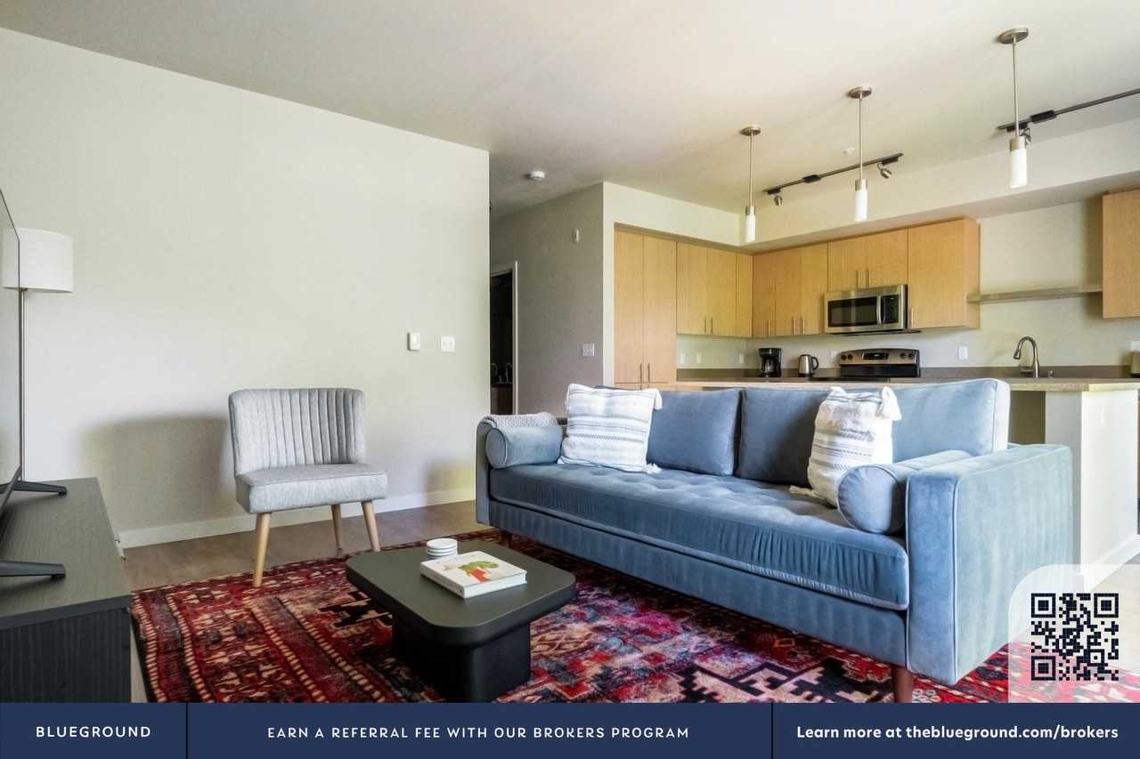 8397 158th Avenue Northeast #885 - Photo 5 of 29