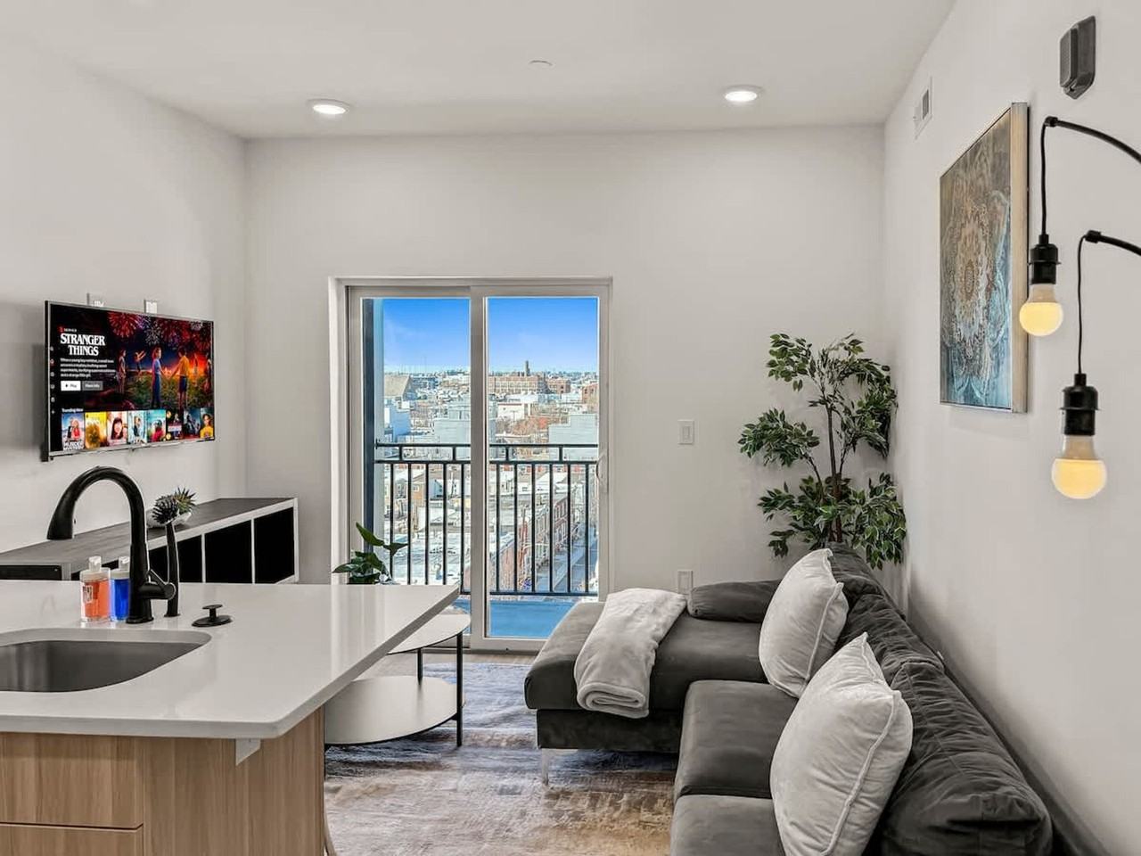 2400 E Huntingdon St #1075549P - Photo 3 of 10