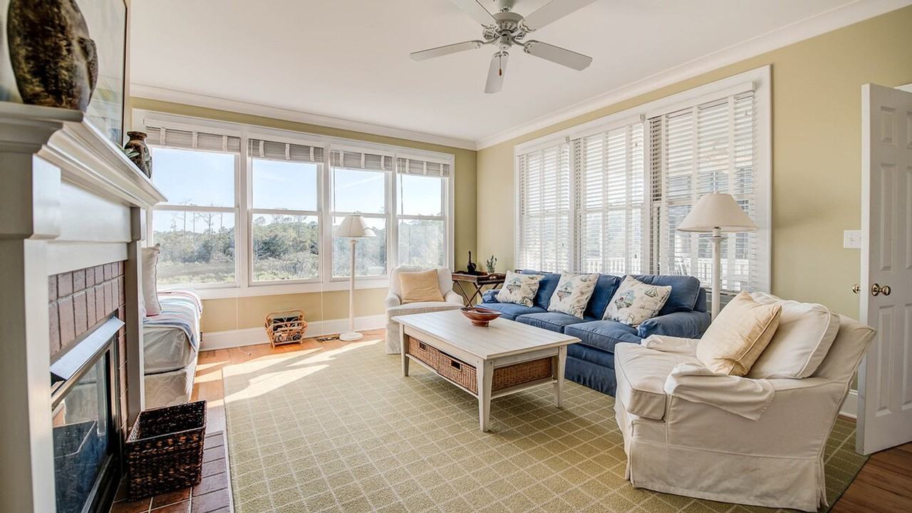 15 Nautica Way #1253380P - Photo 4 of 37