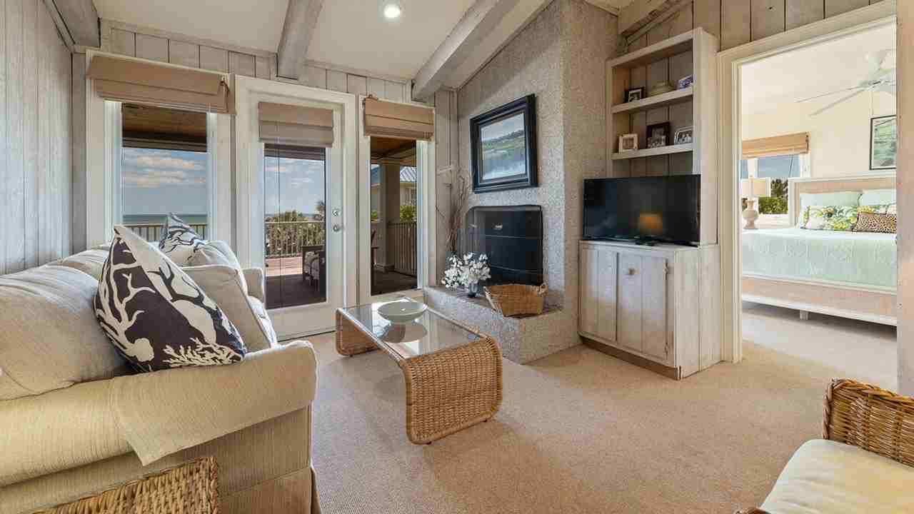 321 Pioneer Loop - Photo 4 of 46