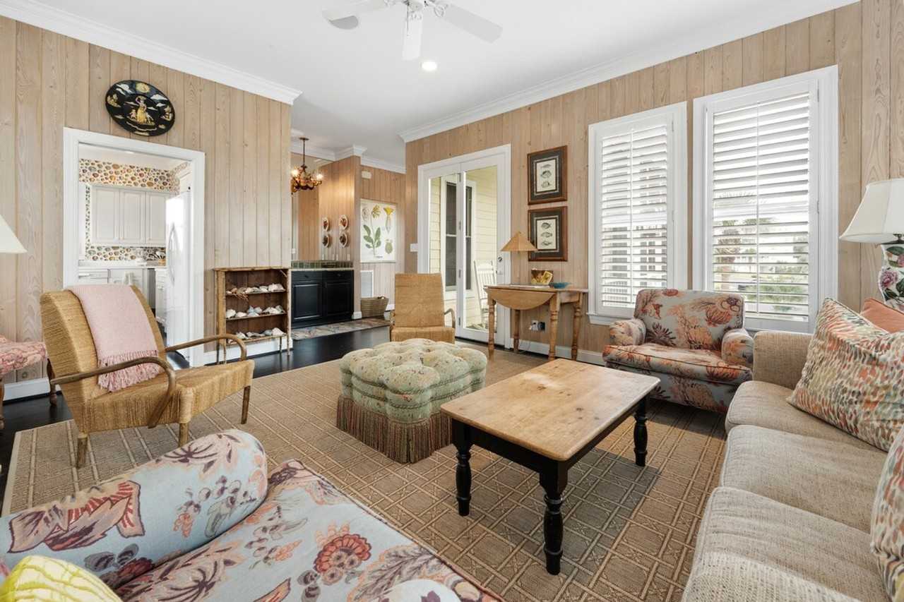 64 Tradewind Ct #1253401P - Photo 2 of 39