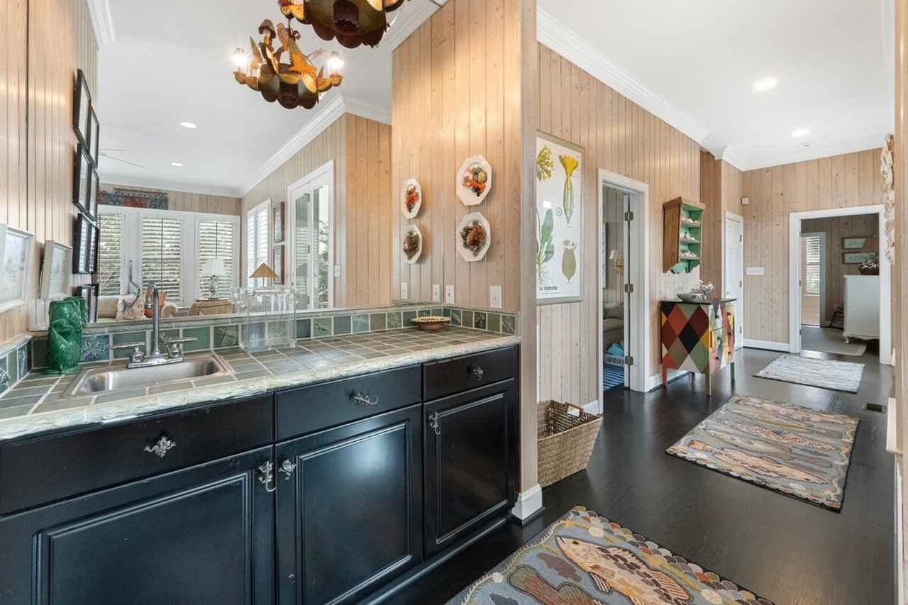 64 Tradewind Ct #1253401P - Photo 6 of 36