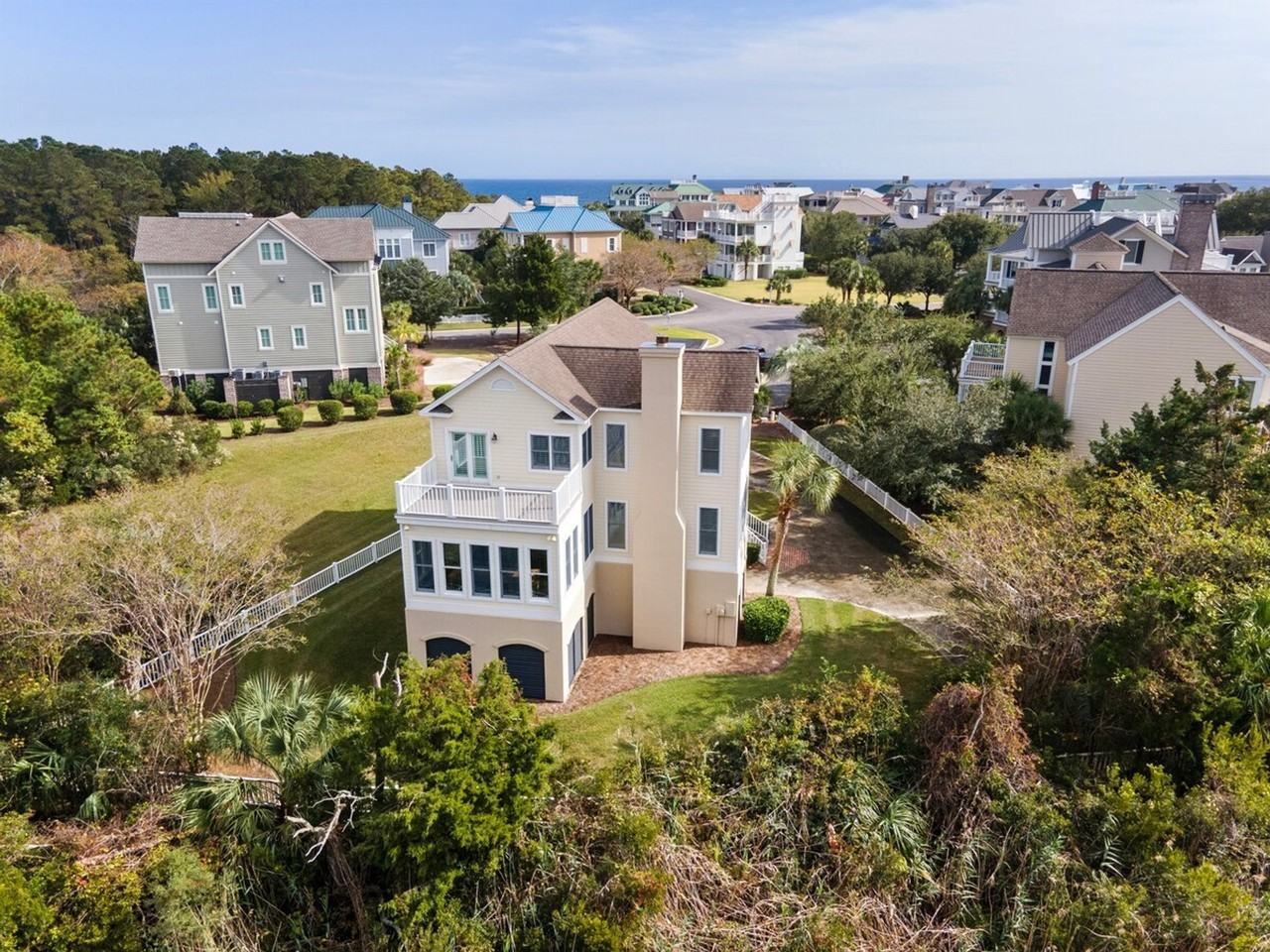 64 Tradewind Ct #1253401P - Photo 7 of 36