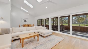 featured image of 176 Old Cedar Loop