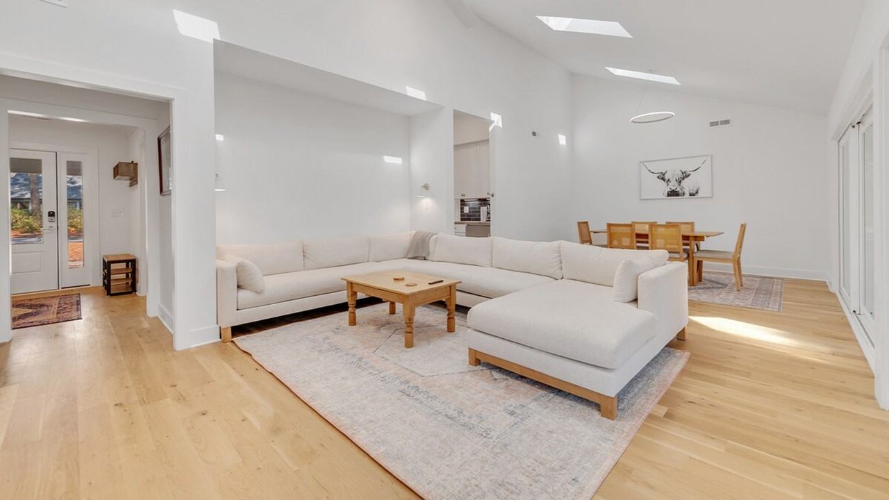 176 Old Cedar Loop #1253452P - Photo 4 of 33