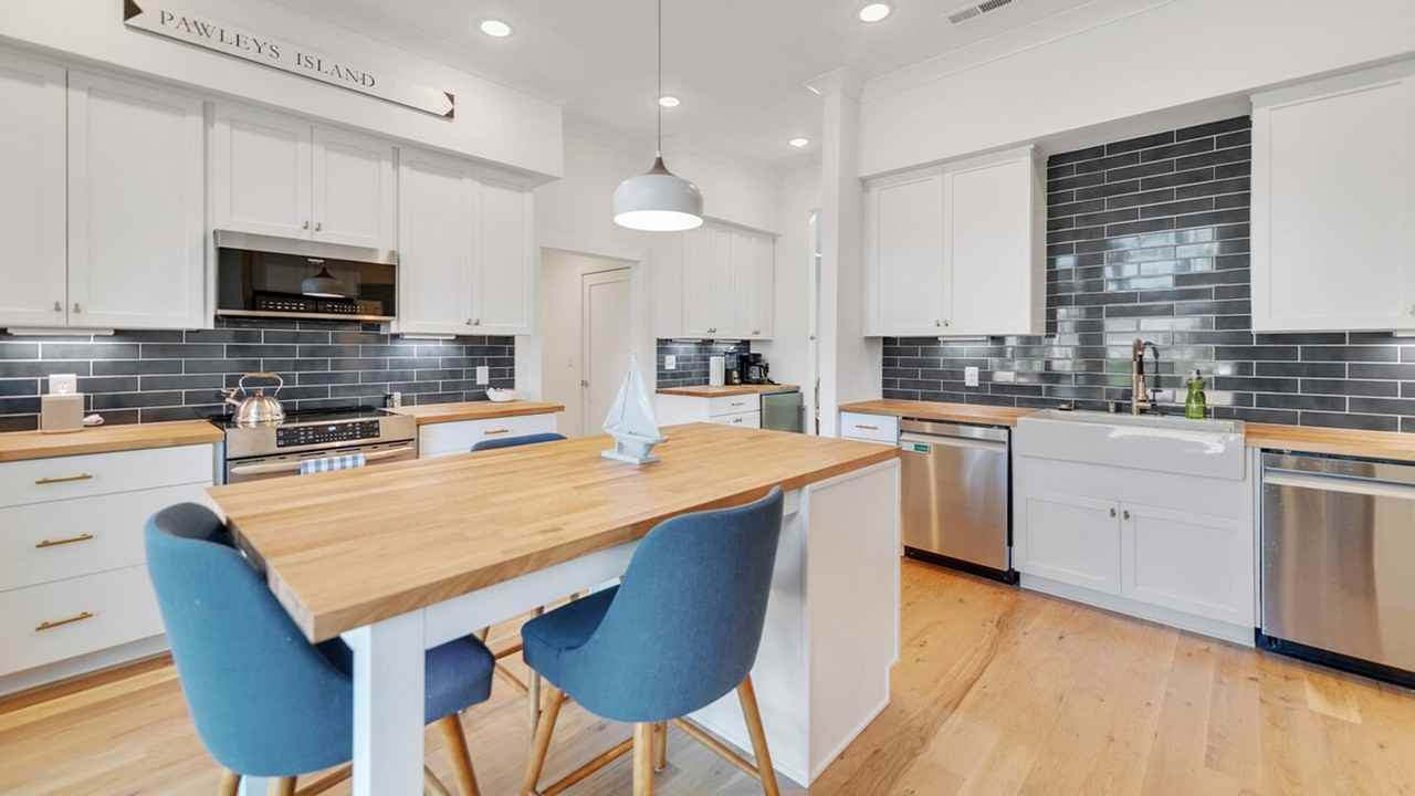 176 Old Cedar Loop #1253452P - Photo 7 of 33