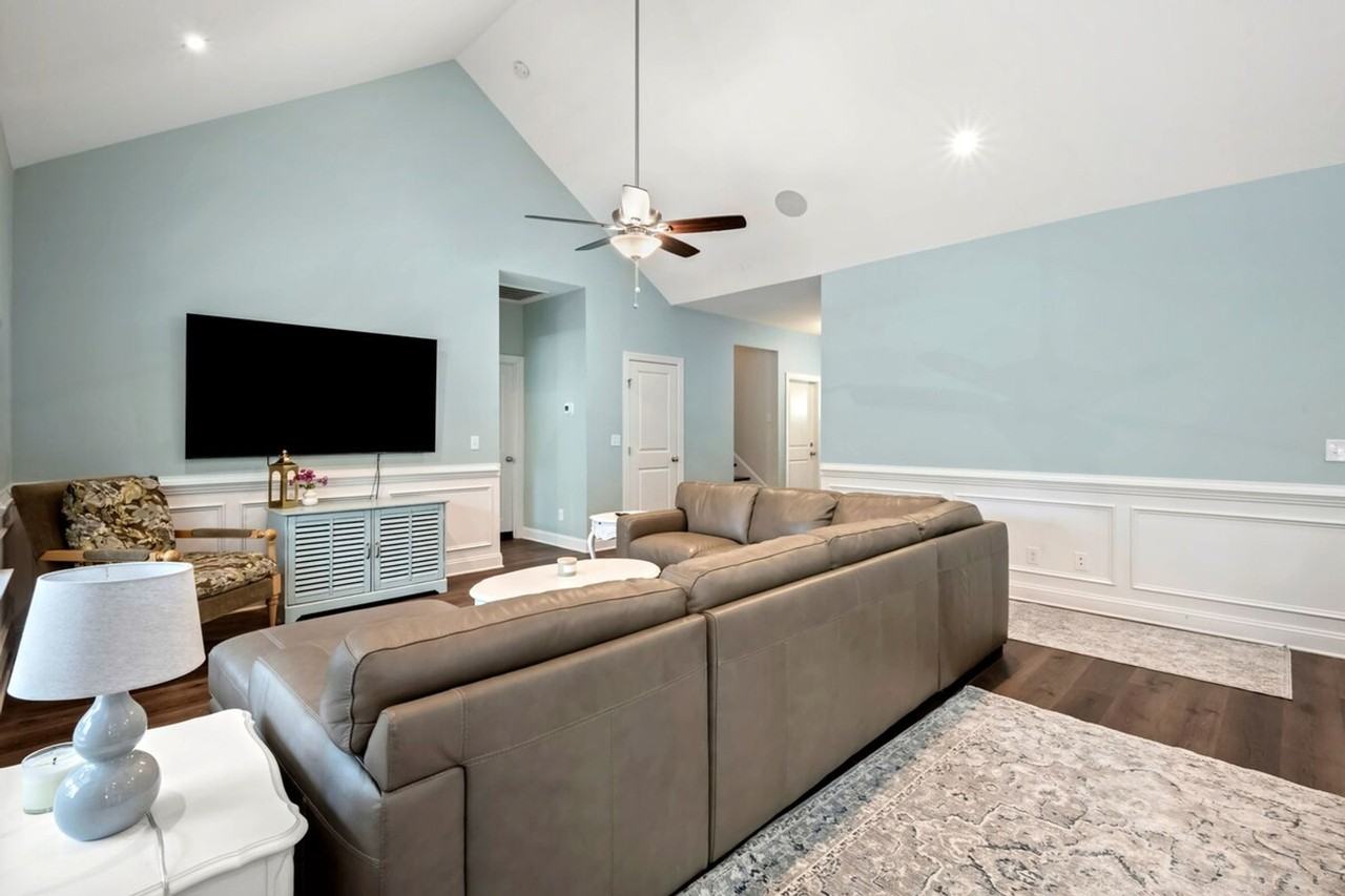 245 Brace Dr #1253464P - Photo 4 of 33