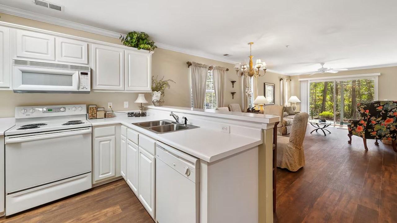 1041 Blue Stem Drive #1253479P - Photo 5 of 23