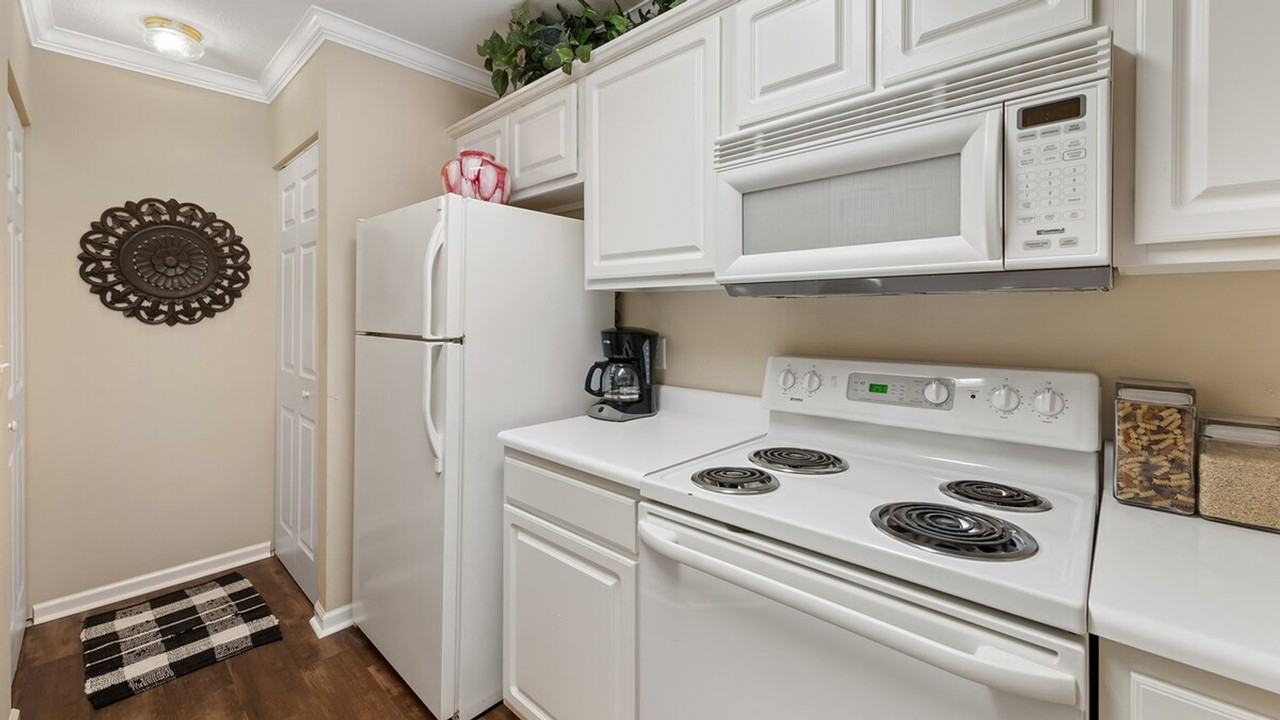 1041 Blue Stem Drive #1253479P - Photo 7 of 23