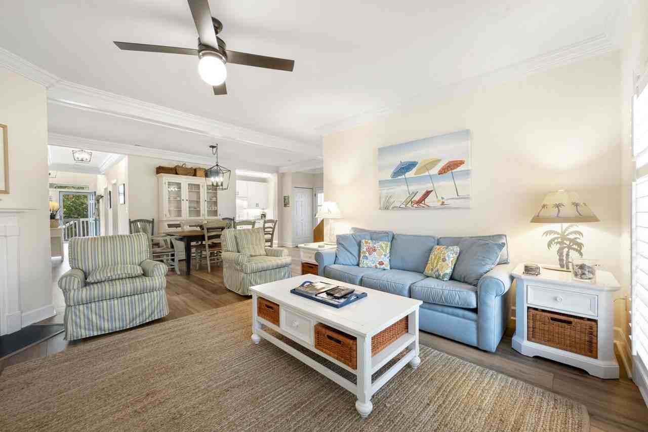 34 Collins Meadow Dr #1253486P - Photo 3 of 37