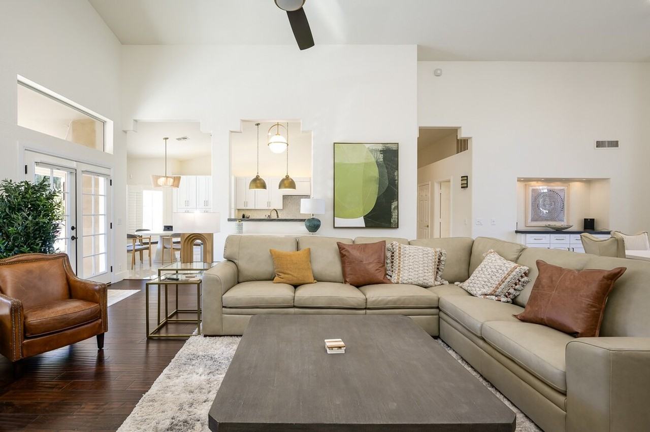 9375 E Sutherland Way #1255437P - Photo 2 of 50