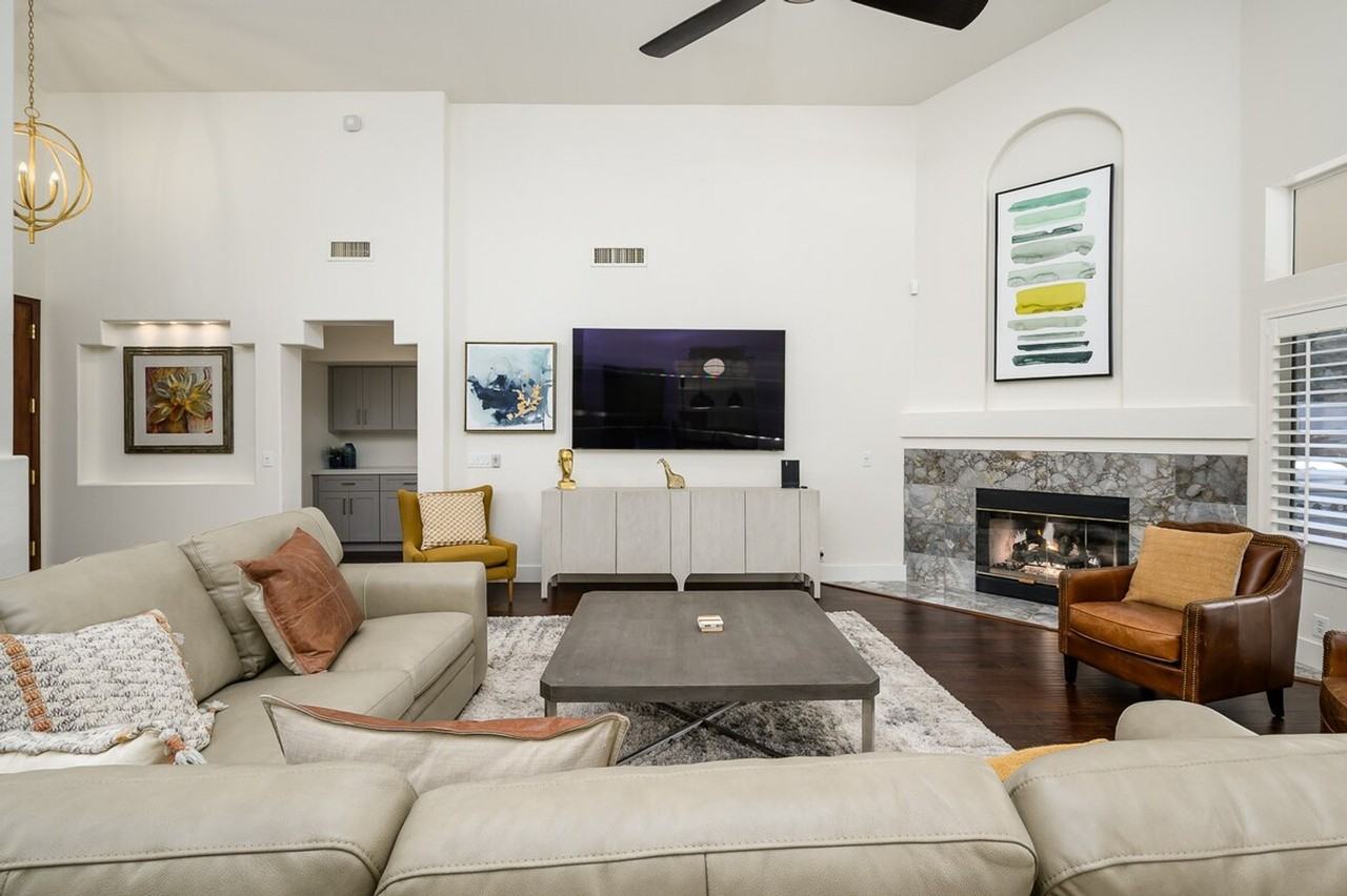 9375 E Sutherland Way #1255437P - Photo 4 of 50