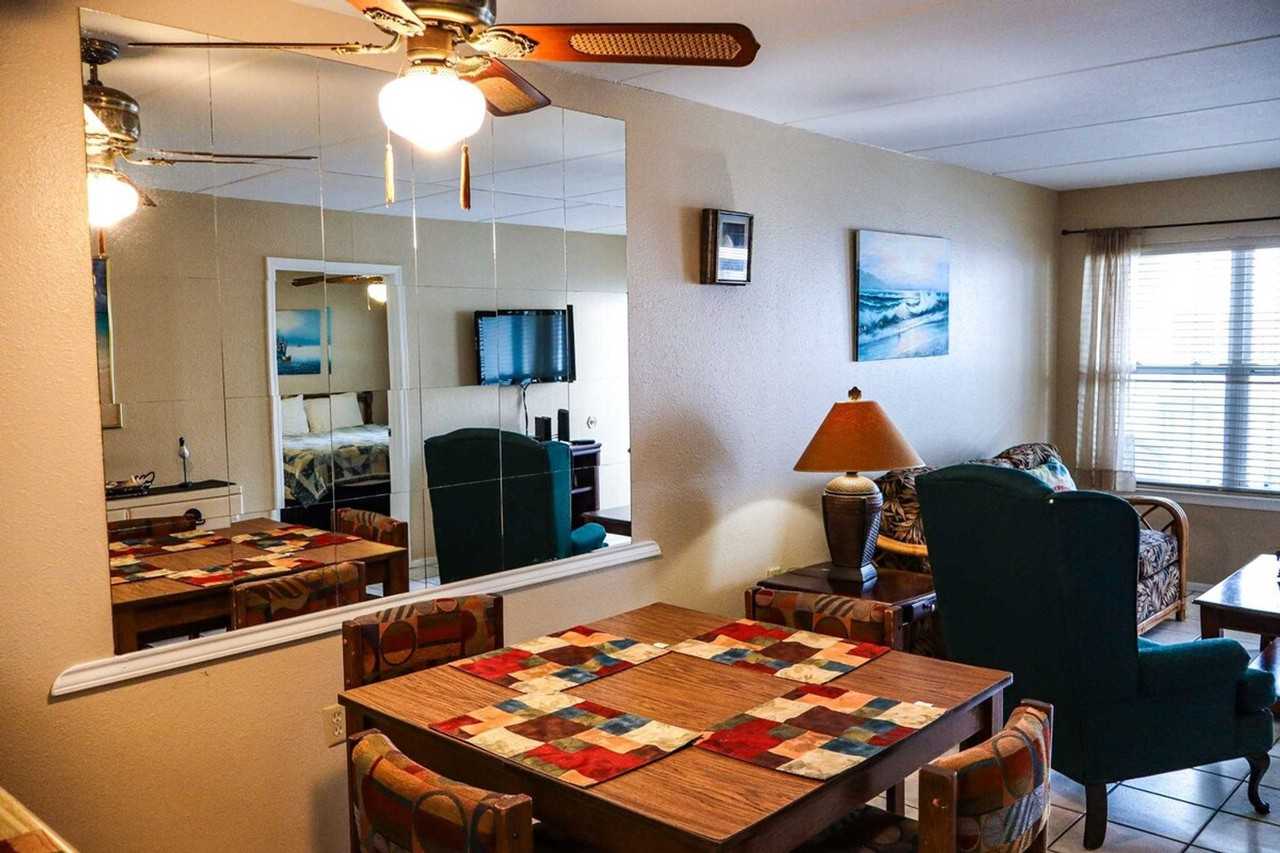 5601 Gulf Blvd #1255576P - Photo 2 of 24