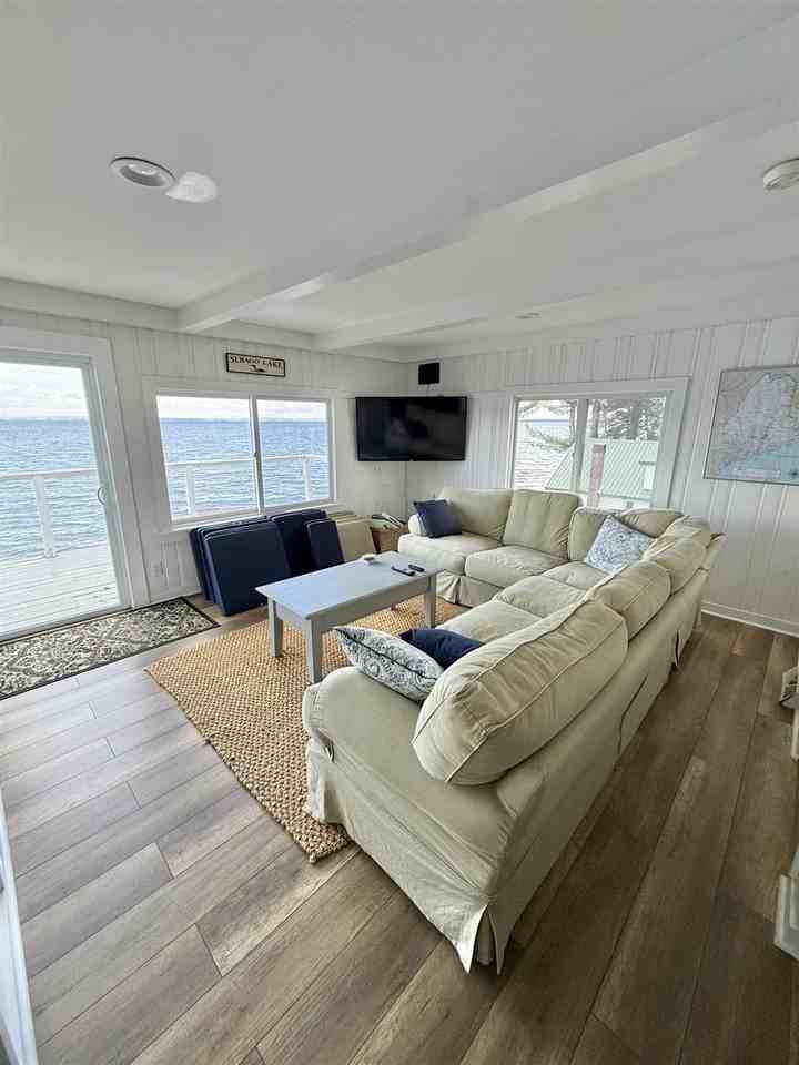 28 S Beach St #1255636P - Photo 2 of 22