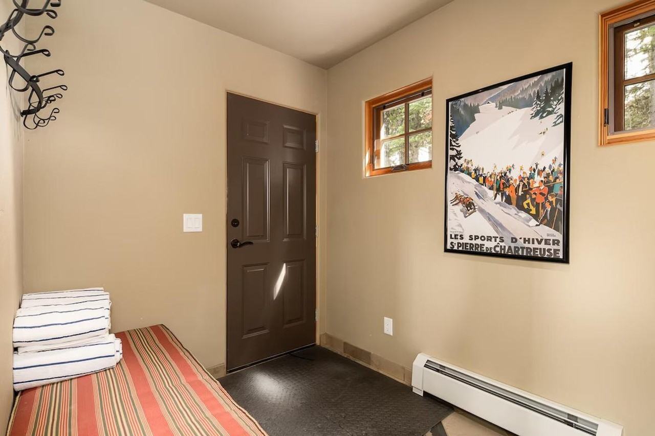 4 4 Mountain Home Road #1255638P - Photo 3 of 44