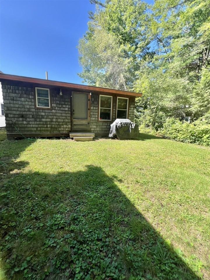 37 Brentwood Road #1255706P - Photo 7 of 16