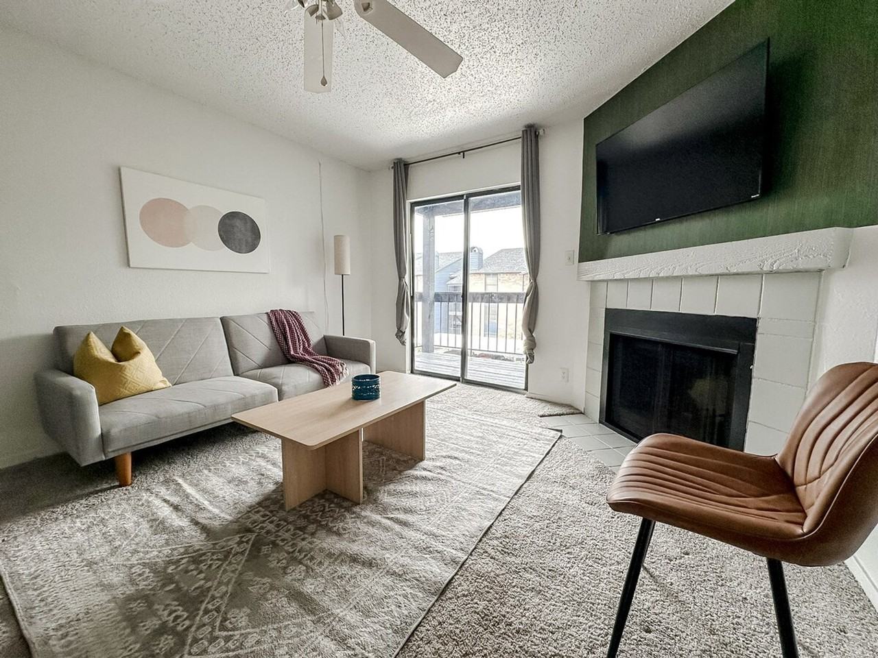 1071 Clayton Ln #1256105P - Photo 2 of 24