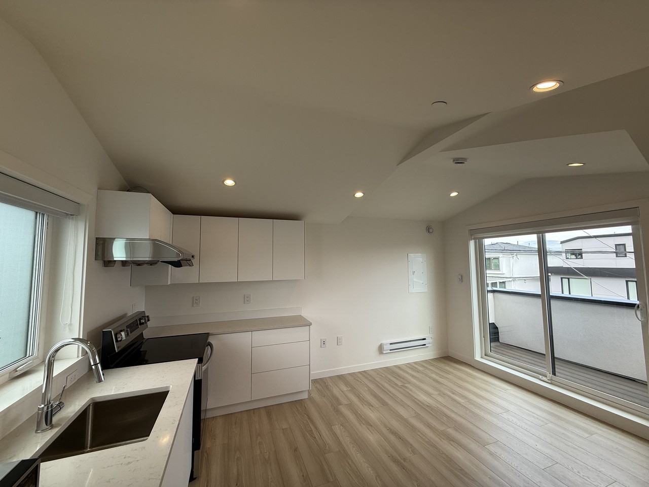 4033 West 11th Avenue Laneway - Photo 3 of 15