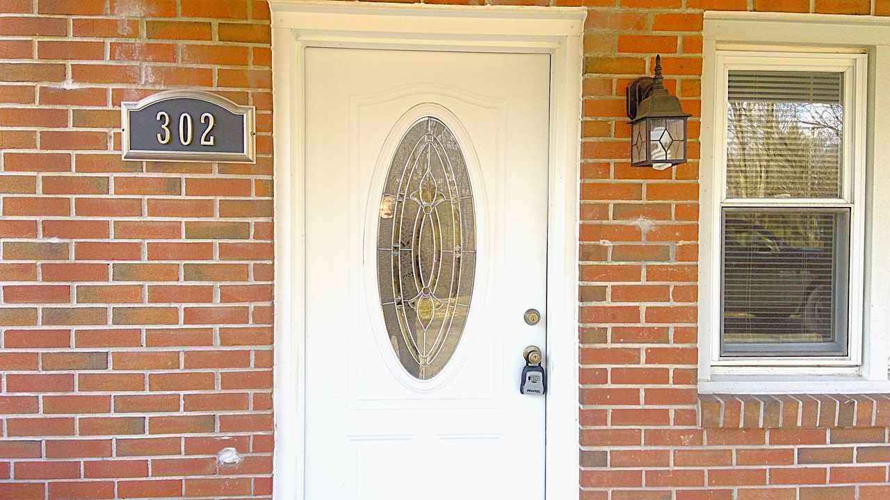 302 Rutledge Road - Photo 2 of 11