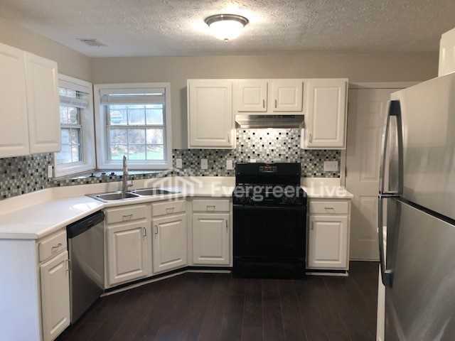3689 Patti Pkwy - Photo 5 of 12