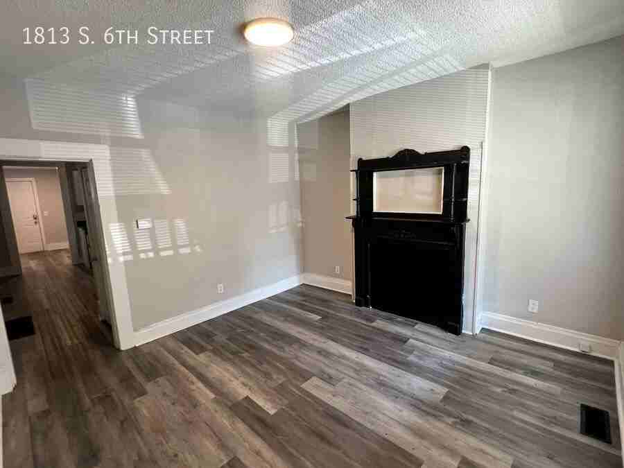 1813 S 6th St - Photo 2 of 13