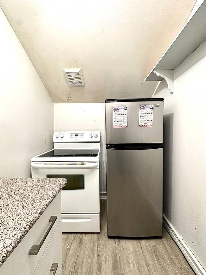 632 Union Street - Photo 3 of 16