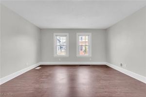 featured image of 1244 W 69th St