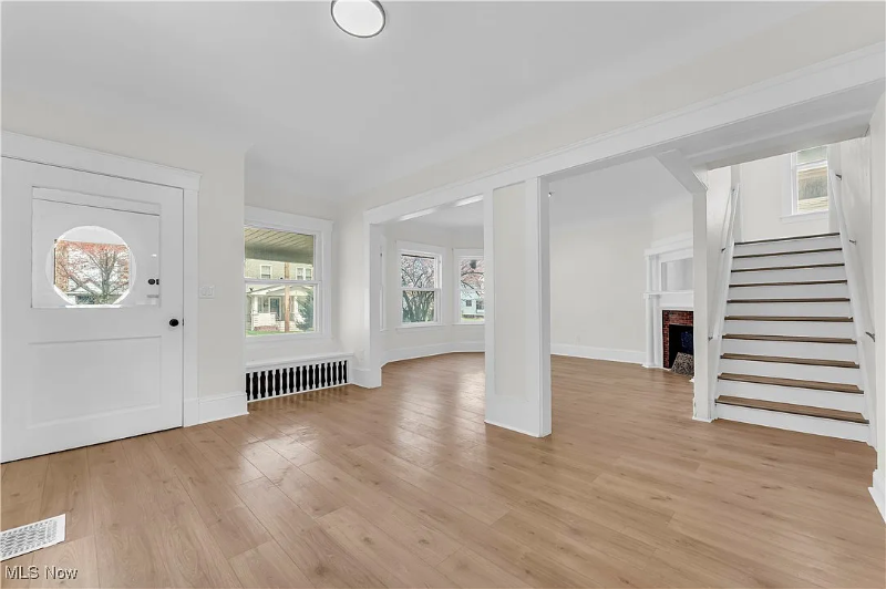 7218 Lawnview Ave - Photo 2 of 13