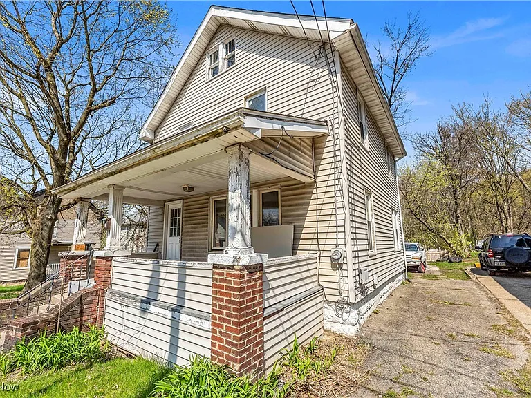 201 Alberti Ct - Photo 7 of 10