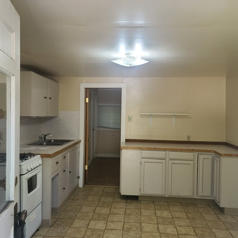 314 E Beall St #314 - Photo 2 of 10