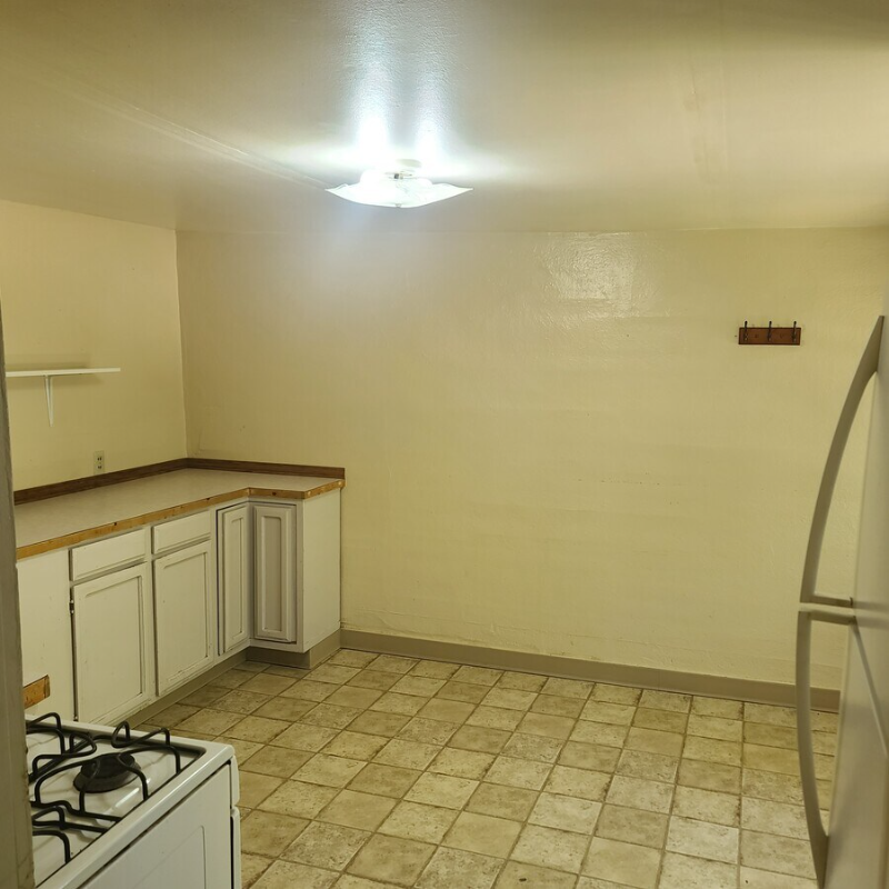 314 E Beall St #314 - Photo 3 of 10