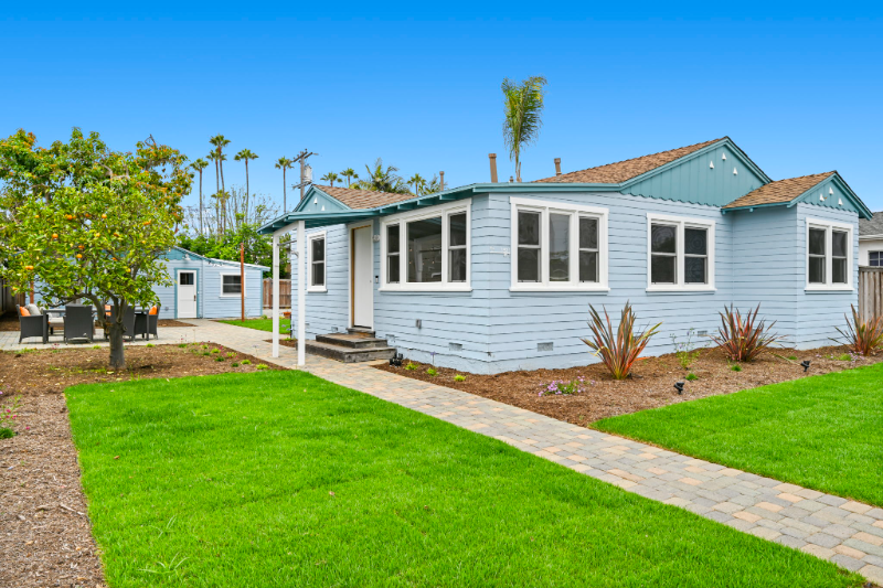 1821 S Tremont St #1 - Photo 3 of 20