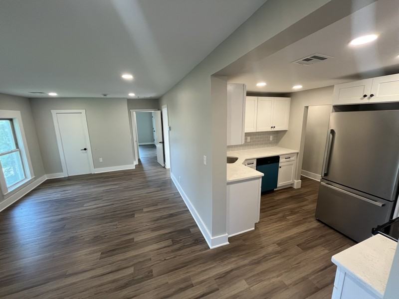 5 Union Ave - Photo 3 of 9