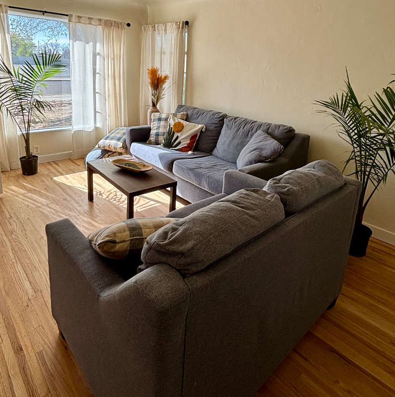 700 N Monterey Ave #AGAVE