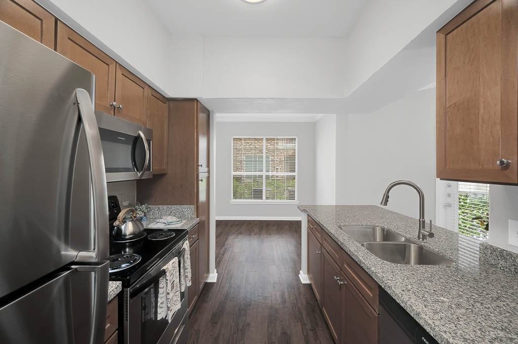 Stoneridge on the 8 - Photo 3 of 50