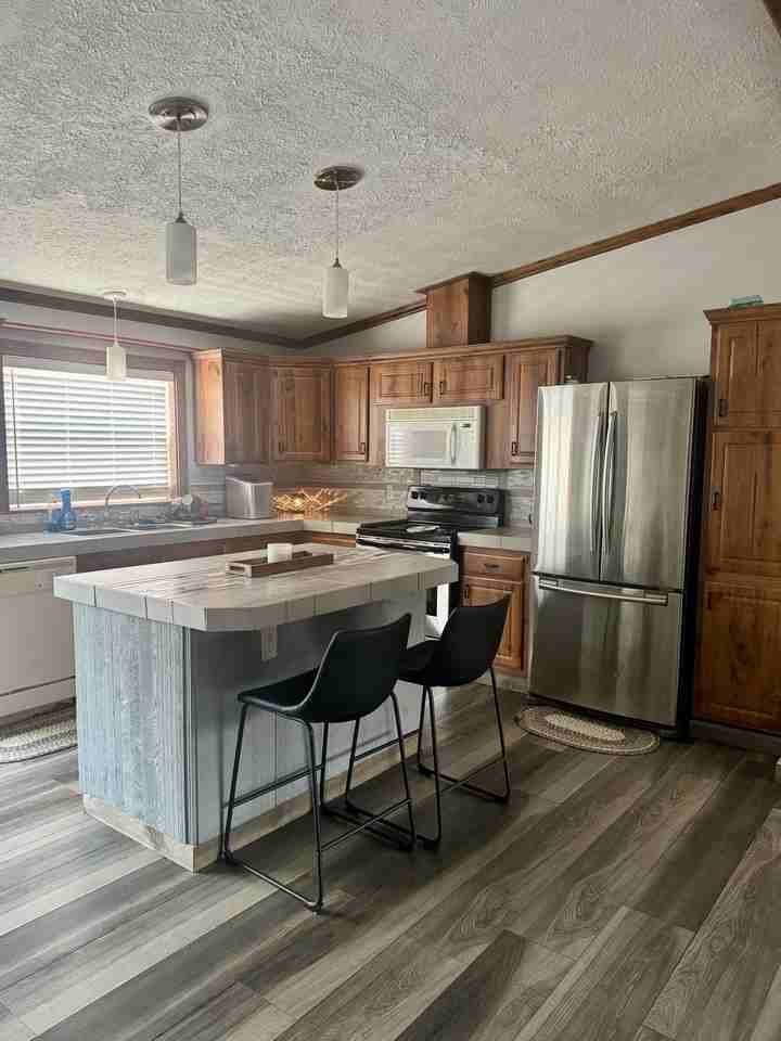 214 17th St #NA - Photo 3 of 19