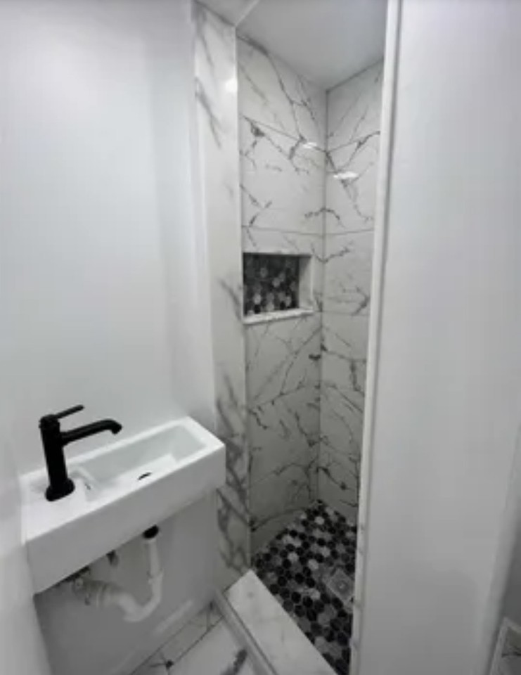 138 Church St #2 - Photo 4 of 8