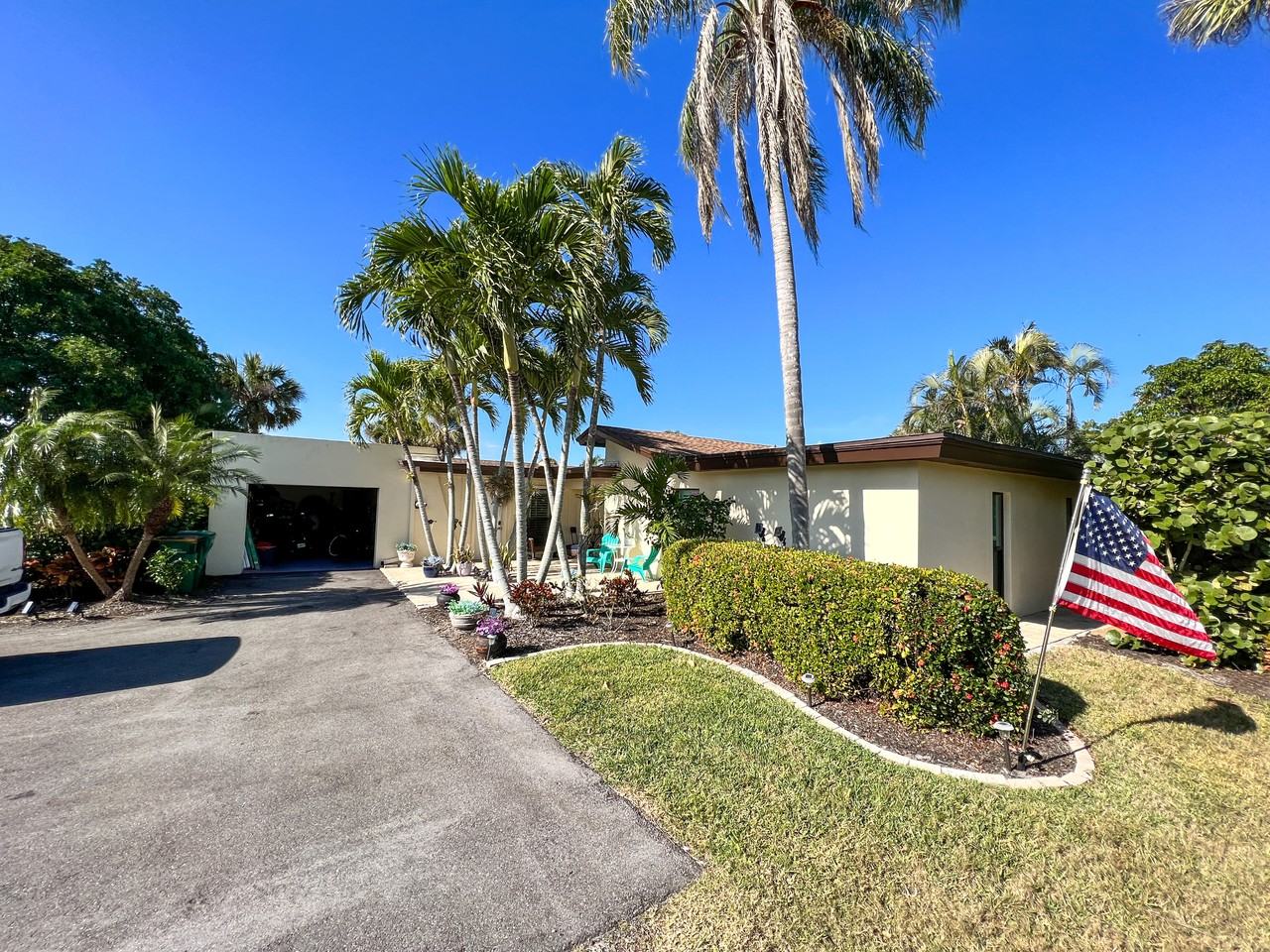 3950 Estero Bay Ln - Photo 3 of 20