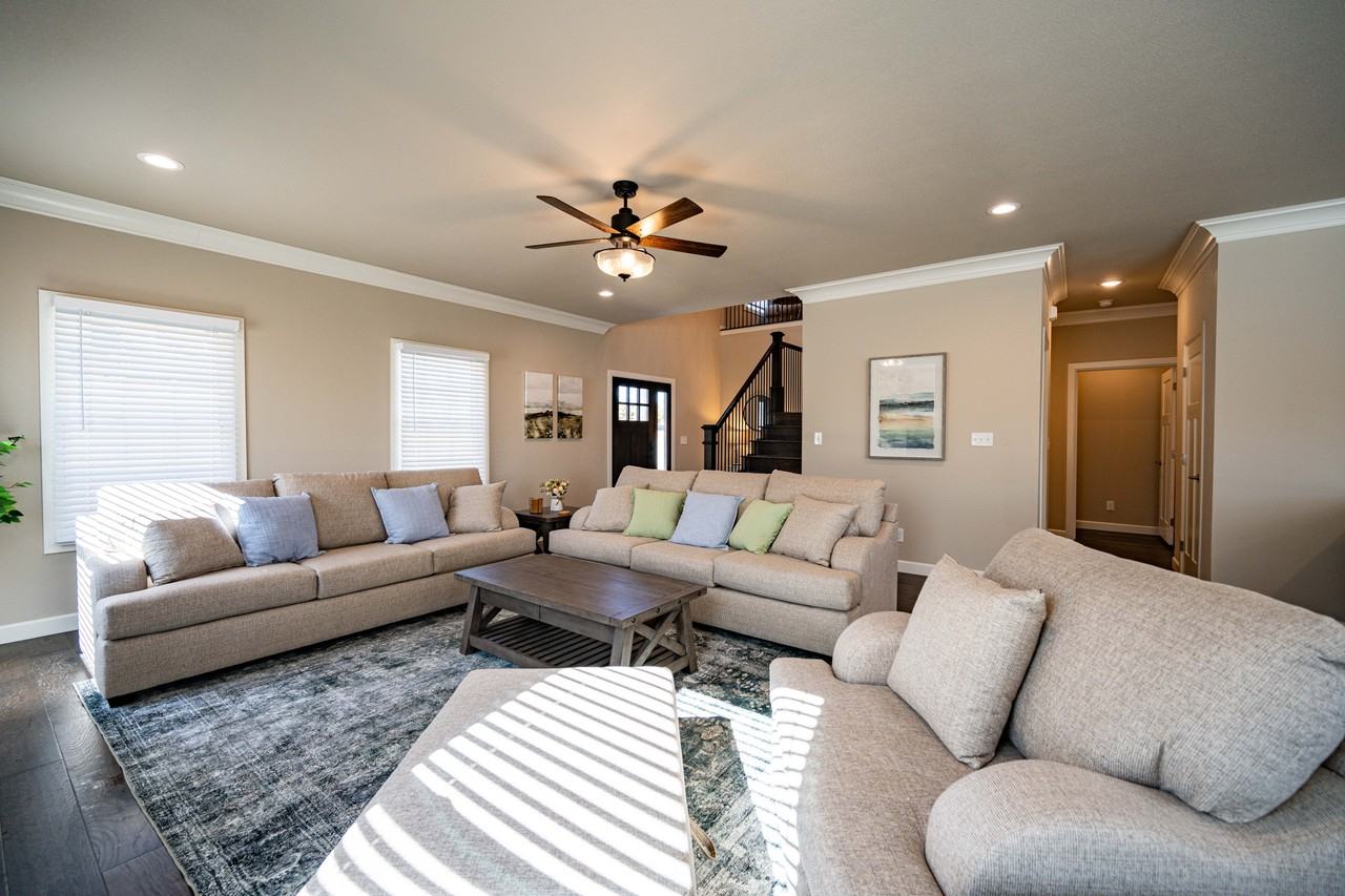 1426 E 122nd Ct S #NA - Photo 3 of 28