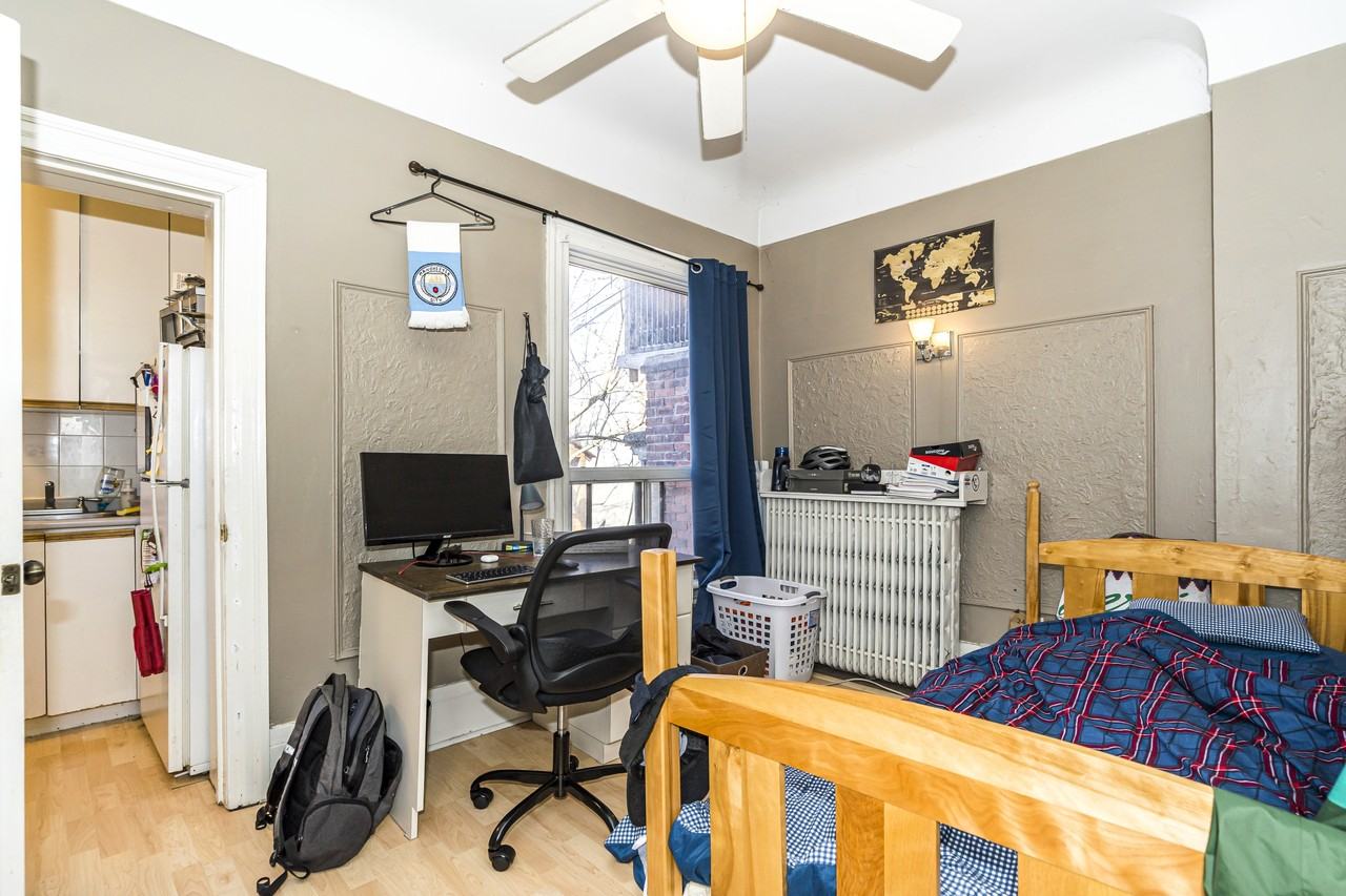 370 Brunswick Avenue #B - Photo 4 of 10