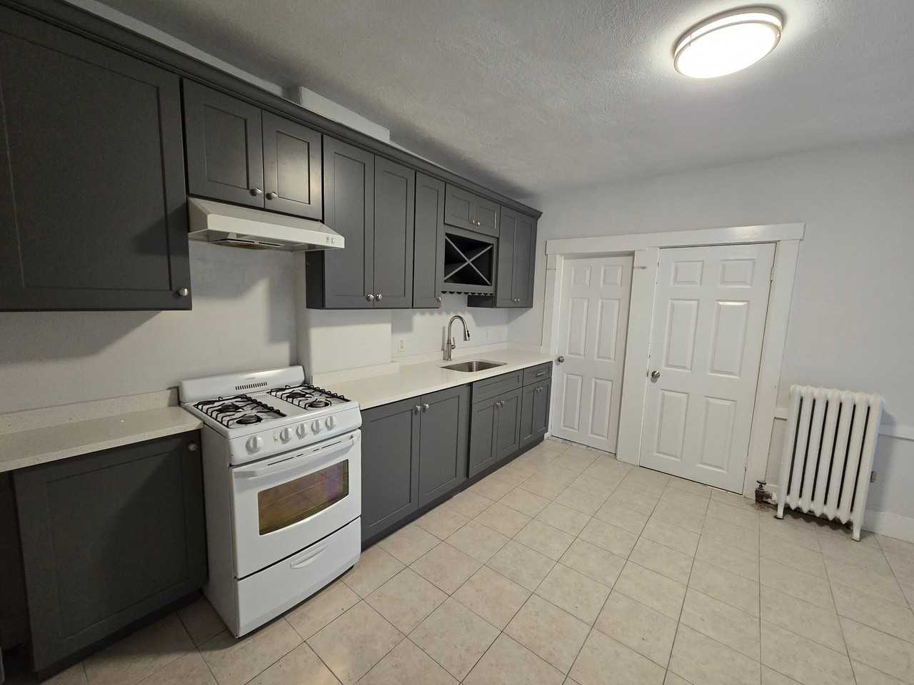 362 East St #301 - Photo 2 of 12